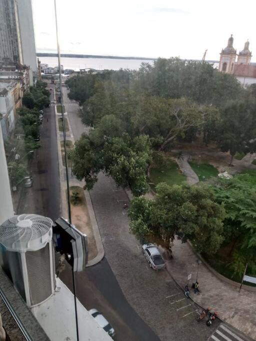 Centro De 805 *